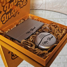 Load image into Gallery viewer, Personalized Card Holder & Pocket Keyring Screwdriver Set